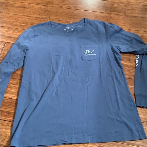 Vineyard Vines Tops - Vinyard vines shirt
